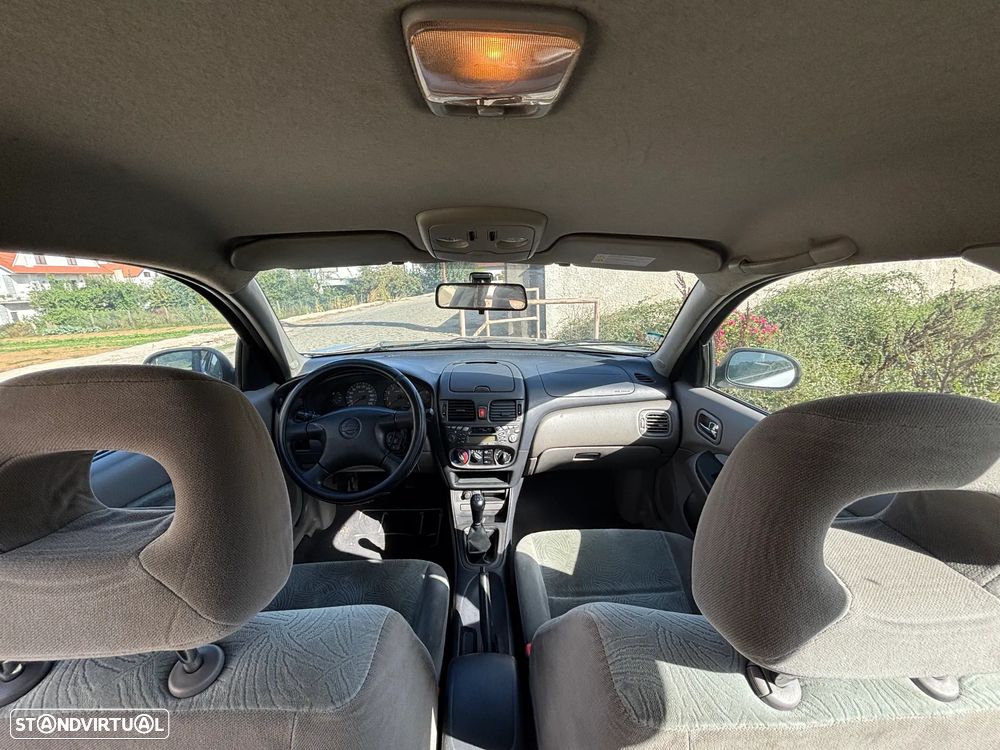 Nissan Almera 1.5 Comfort ABS+AC - 6
