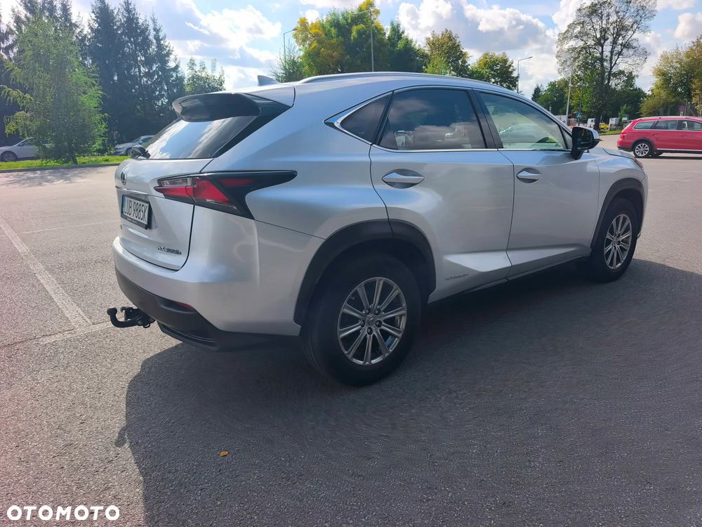 Lexus NX 300h Comfort AWD - 5
