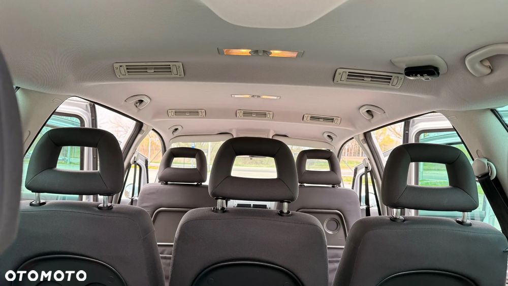 Volkswagen Sharan 2.0 TDI Highline - 16