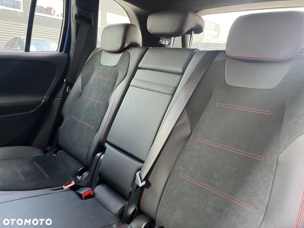 Mercedes-Benz GLB - 20