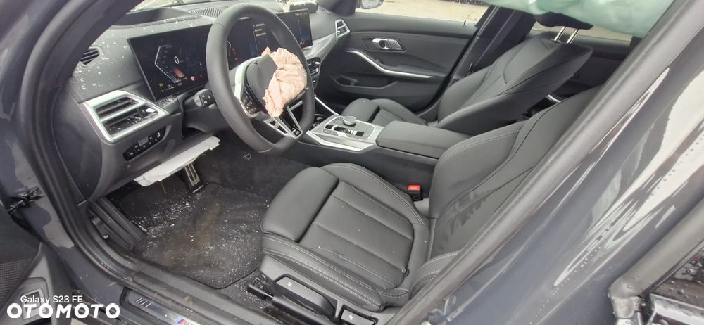 BMW Seria 3 320d Touring xDrive M Sport - 27