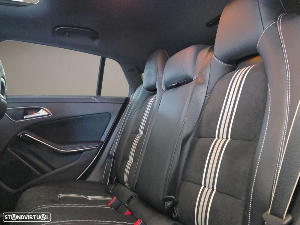 Mercedes-Benz CLA 180 d Shooting Brake AMG Line Aut. - 16