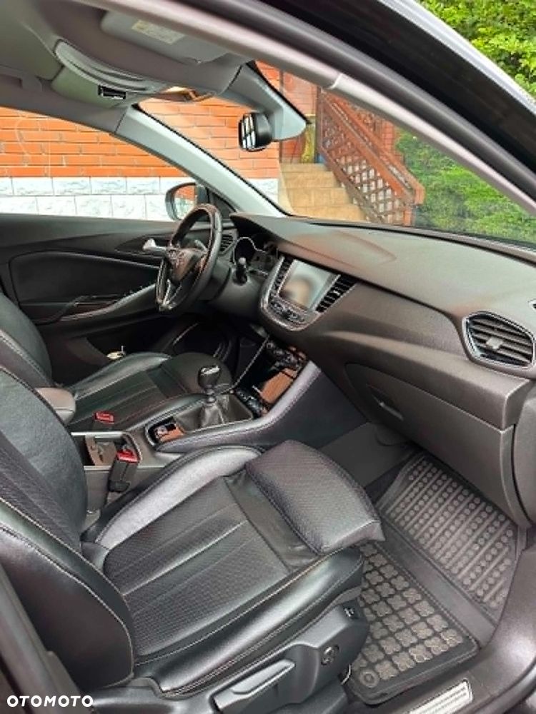 Opel Grandland X 1.2 T Ultimate S&S - 10
