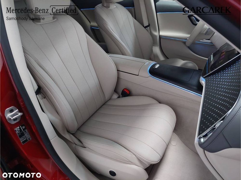 Mercedes-Benz Klasa E 200 mHEV 4-Matic Avantgarde 9G-Tronic - 21