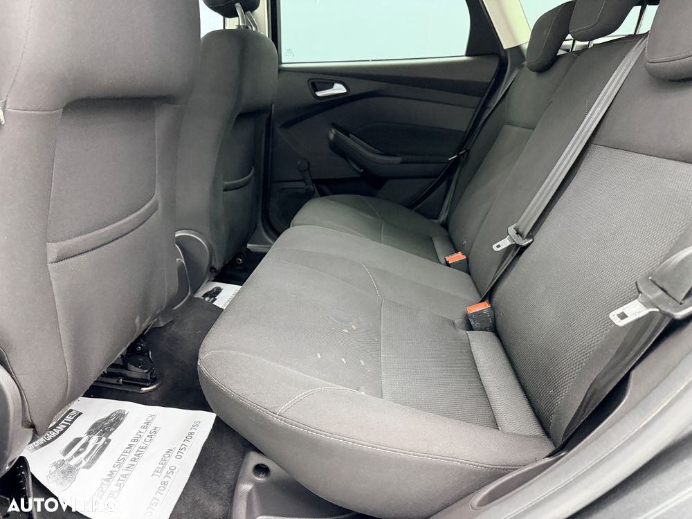 Ford Focus Turnier 1.6 TDCi DPF Start-Stopp-System Trend - 14