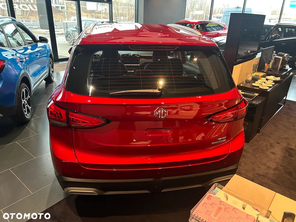 MG ZS Hybrid+ - 15