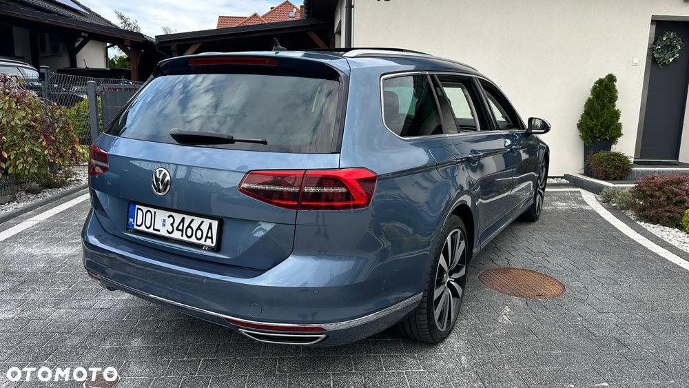 Volkswagen Passat Variant 2.0 TDI Bi-Turbo BMT 4Mot Highline DSG - 28