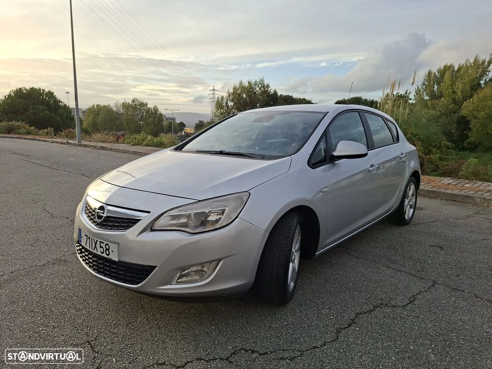 Opel Astra 1.4 Enjoy - 9