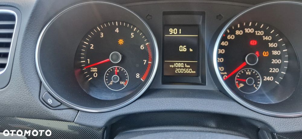 Volkswagen Golf 1.4 TSI Comfortline - 24
