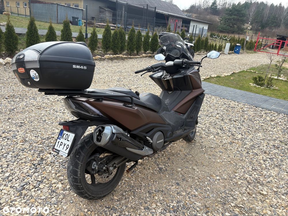 Kymco AK 550 - 3
