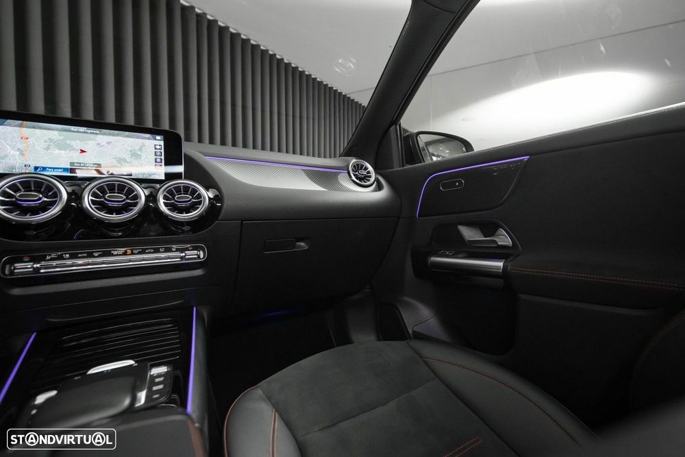 Mercedes-Benz GLA 250 e 8G-DCT AMG Line - 17