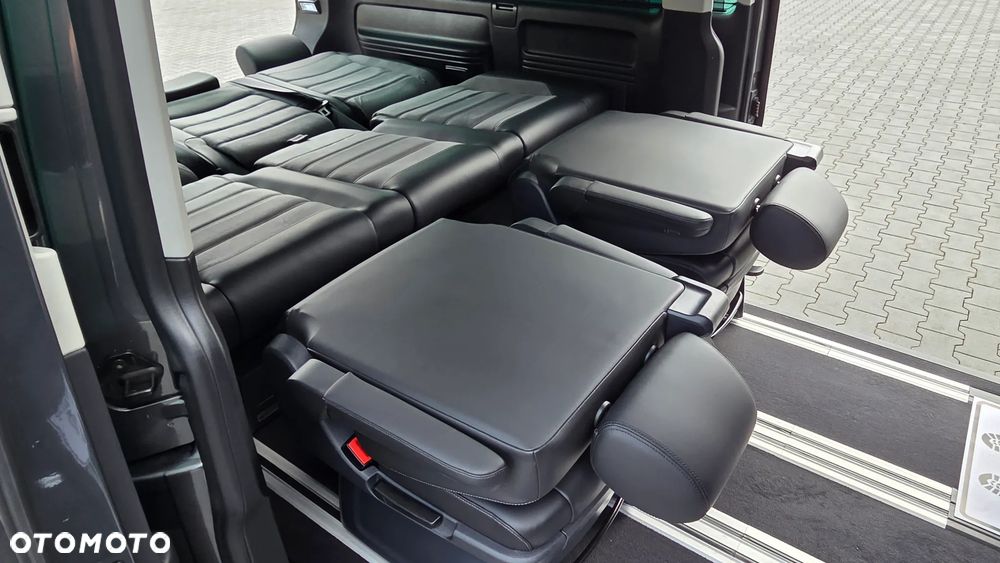 Volkswagen Multivan - 15