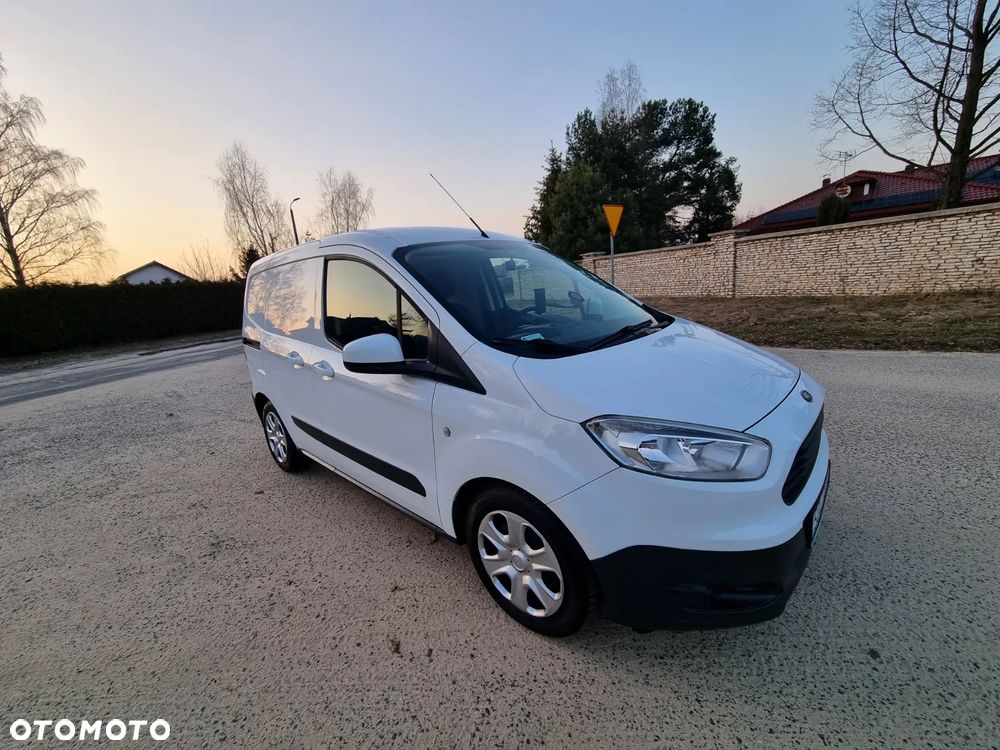 Ford TRANSIT COURIER - 2