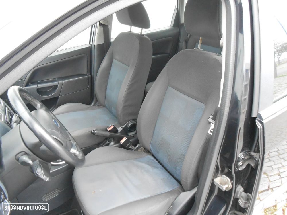 Ford Fiesta 1.25 Connection - 16