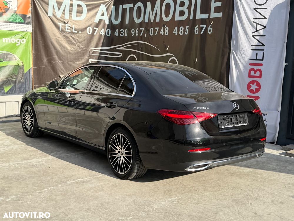 Mercedes-Benz C - 32