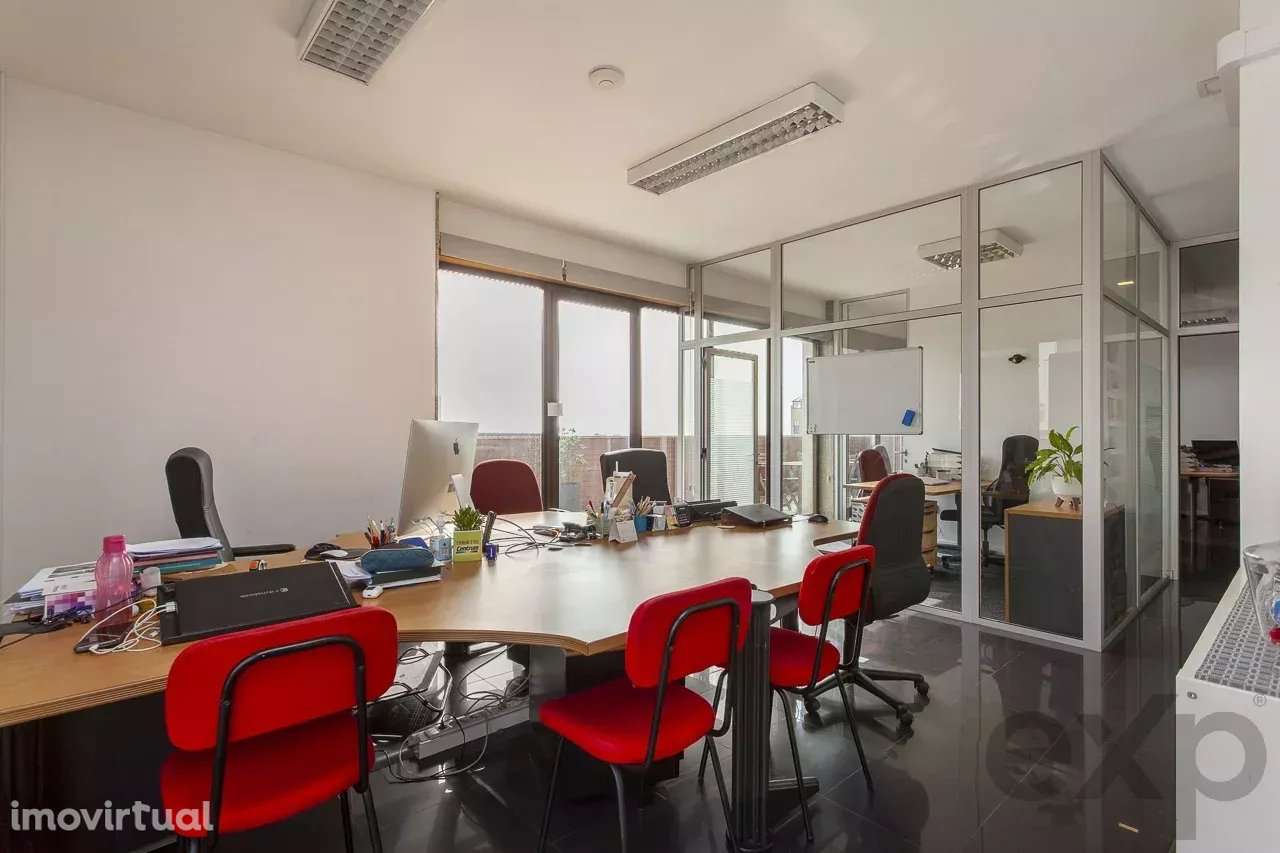 Oportunidade Única: Transforme este Escritório na Penthouse dos seus S - Grande imagem: 5/25