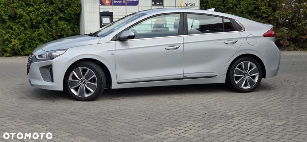 Hyundai IONIQ 1.6 GDI Premium - 9