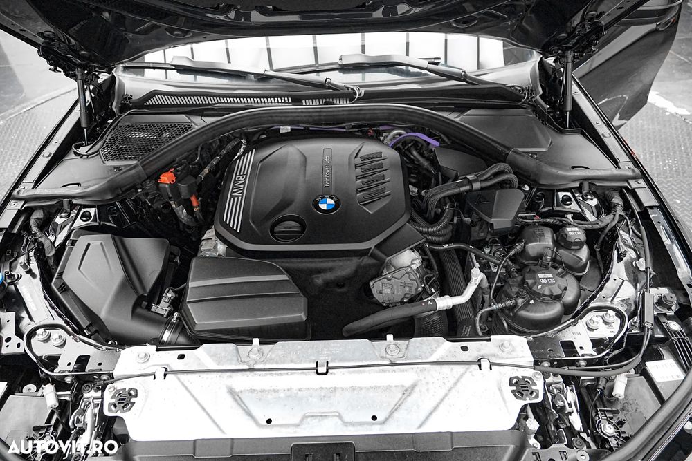 BMW Seria 3 318d Aut. Edition Luxury Line Purity - 32
