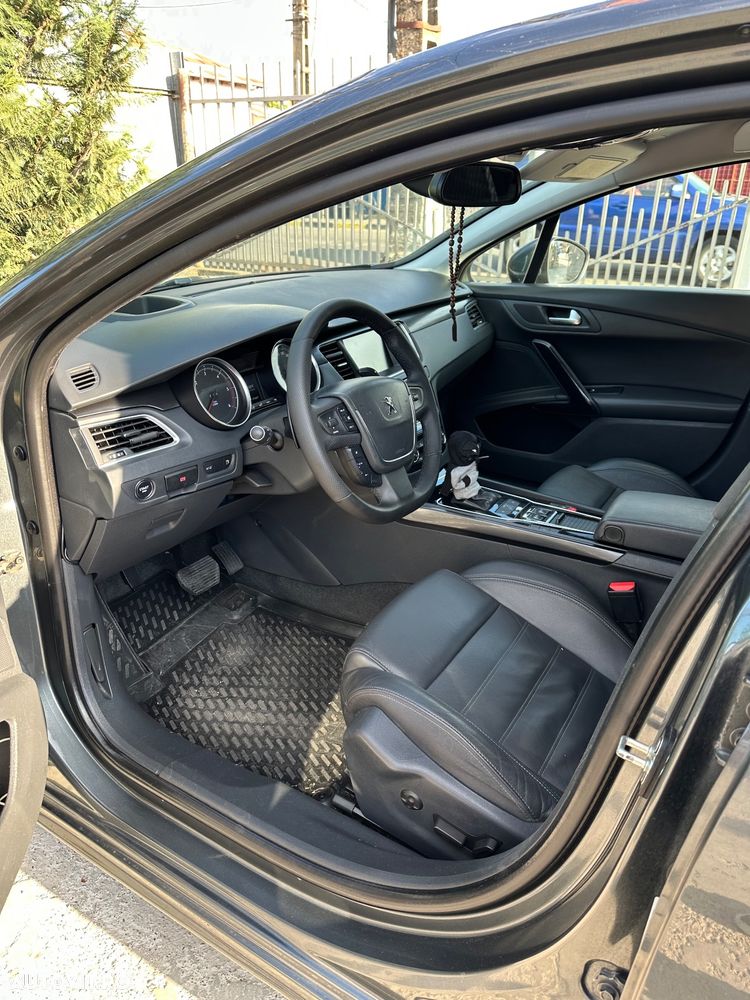 Peugeot 508 - 8