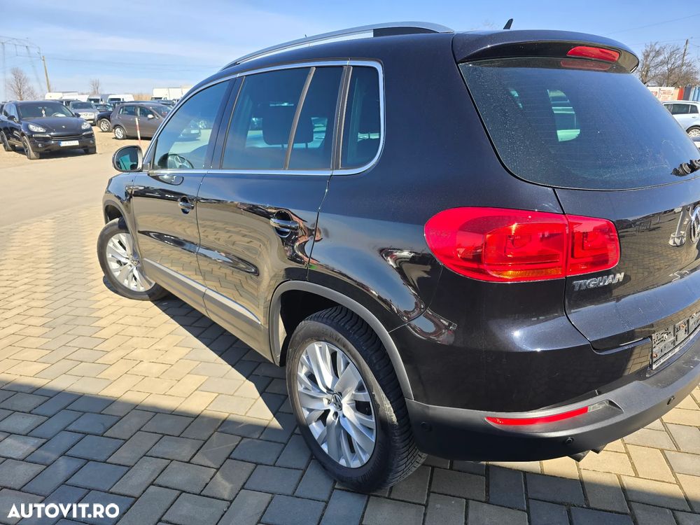Volkswagen Tiguan 2.0 TDI DPF 4Motion BlueMotion Technology DSG Life - 9