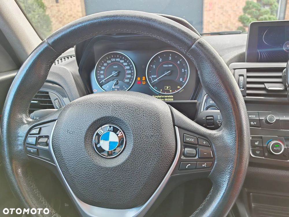 BMW Seria 1 118d Sport Line - 28