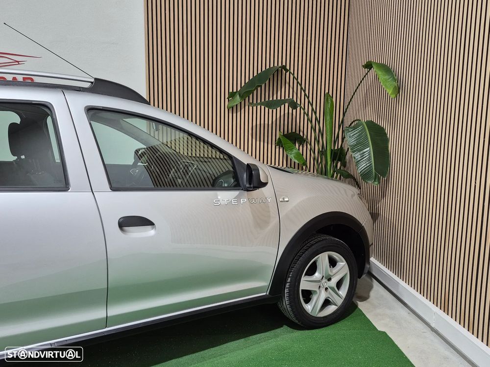 Dacia Sandero 0.9 TCe Stepway - 7