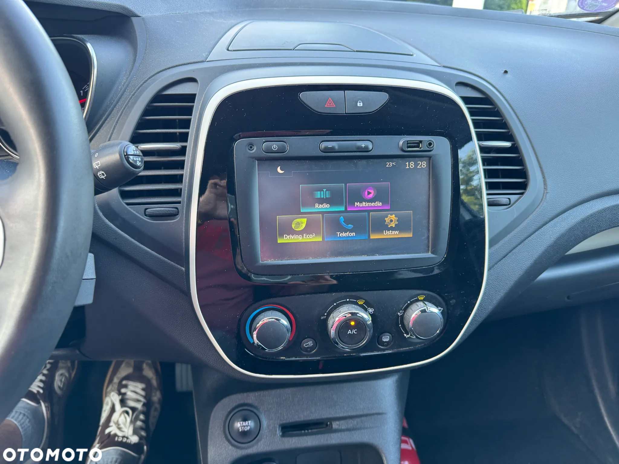 Renault Captur 0.9 Energy TCe Life EU6 - 15
