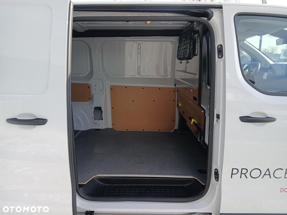 Toyota PROACE - 10