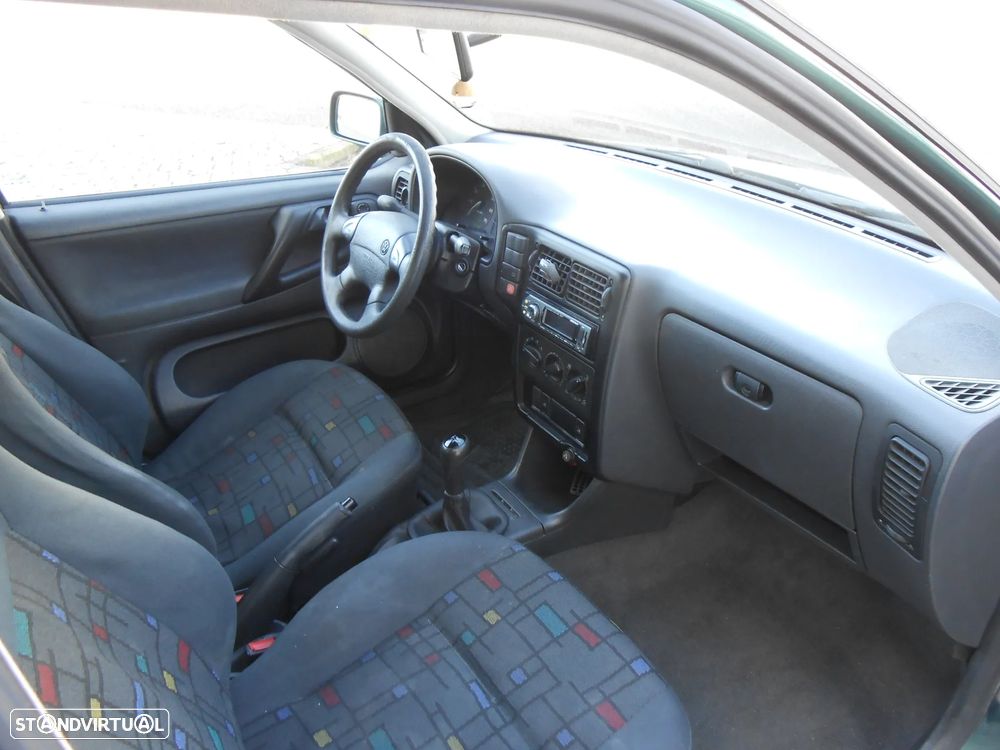 VW Polo 1.0 Fox - 20