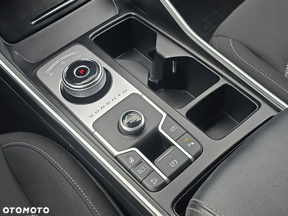 Kia Sorento - 16