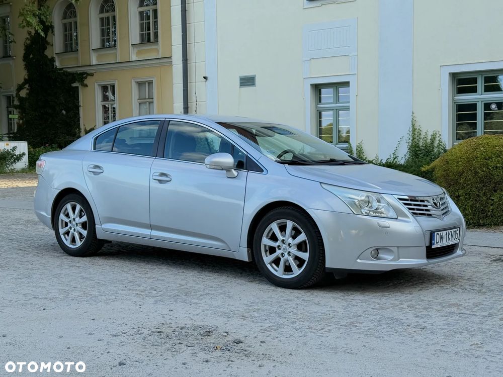 Toyota Avensis 1.8 Sol plus NAVI MS - 11