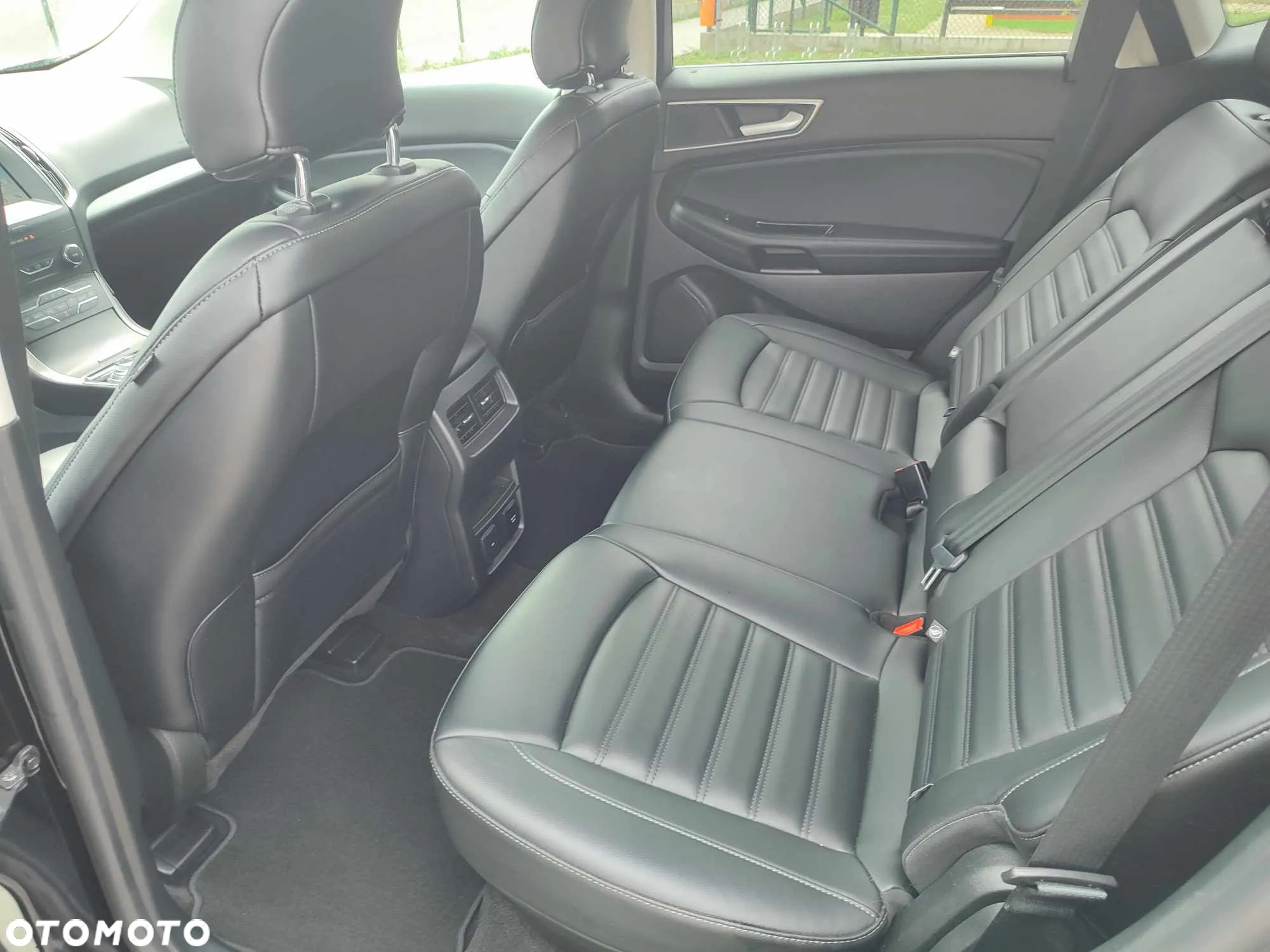 Ford Edge - 18