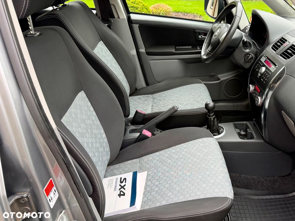 Suzuki SX4 1.6 VVT 4x2 Comfort - 18