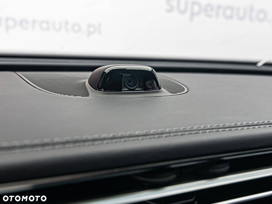 Mercedes-Benz Klasa E 220 d mHEV 4-Matic AMG 9G-Tronic - 13