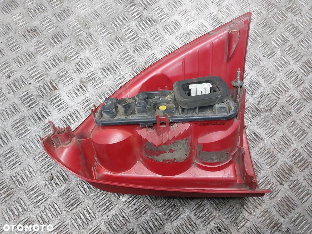 LAMPA LEWY TYŁ PEUGEOT 307 I KOMBI 9655768680 - 4