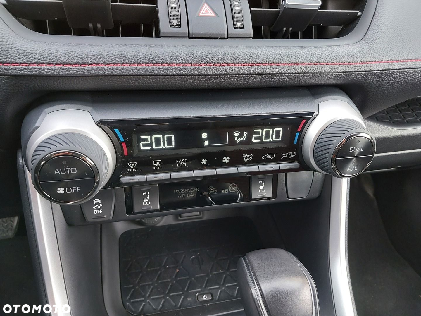 Toyota RAV4 - 18