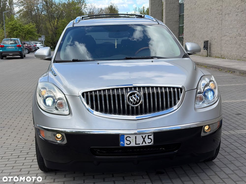 Buick Enclave - 16