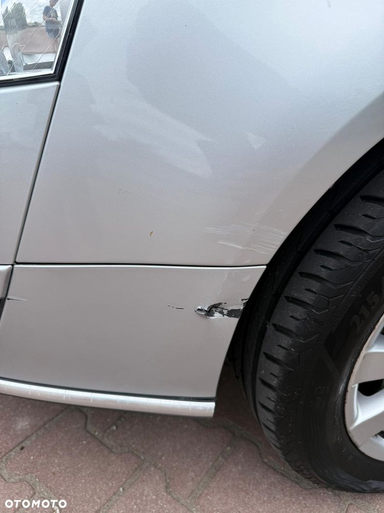 Volkswagen Passat 2.0 TDI Comfortline - 22