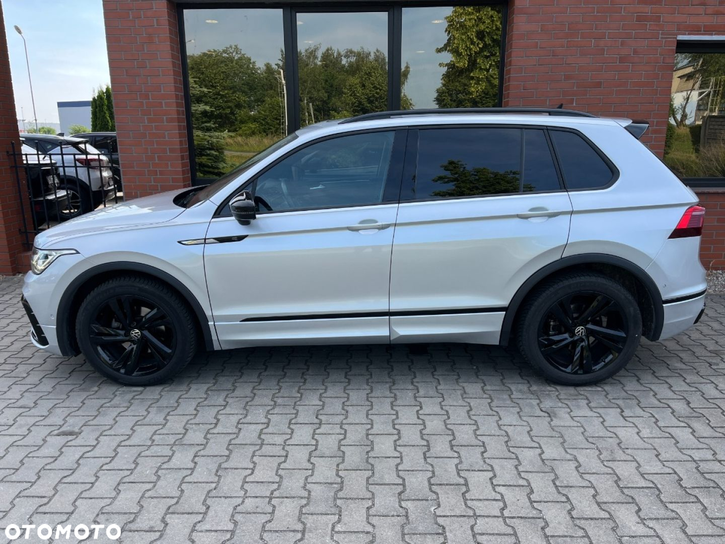 Volkswagen Tiguan 2.0 TDI SCR DSG R-Line - 36