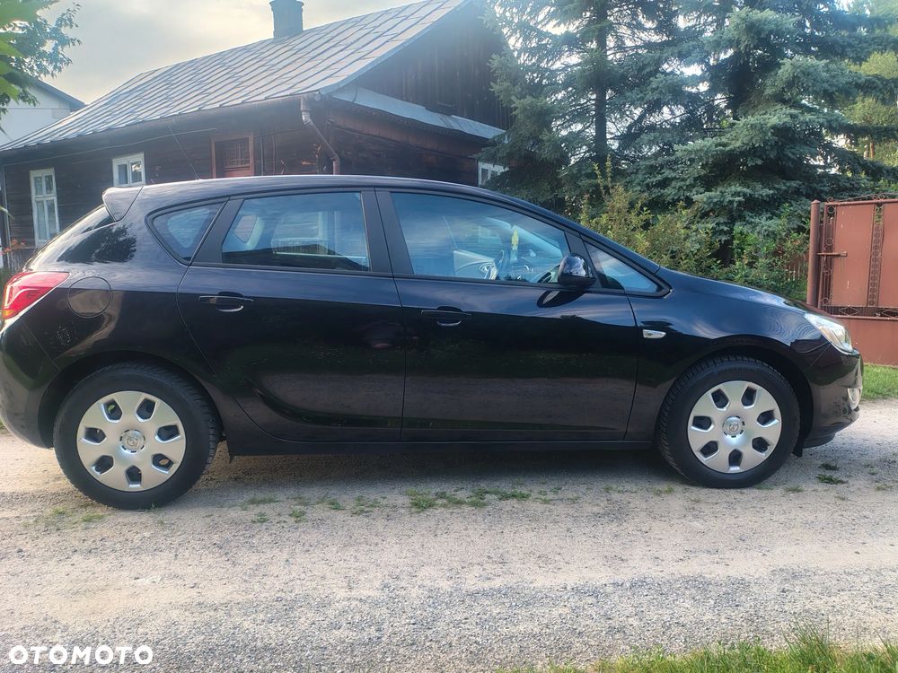 Opel Astra 1.4 - 6