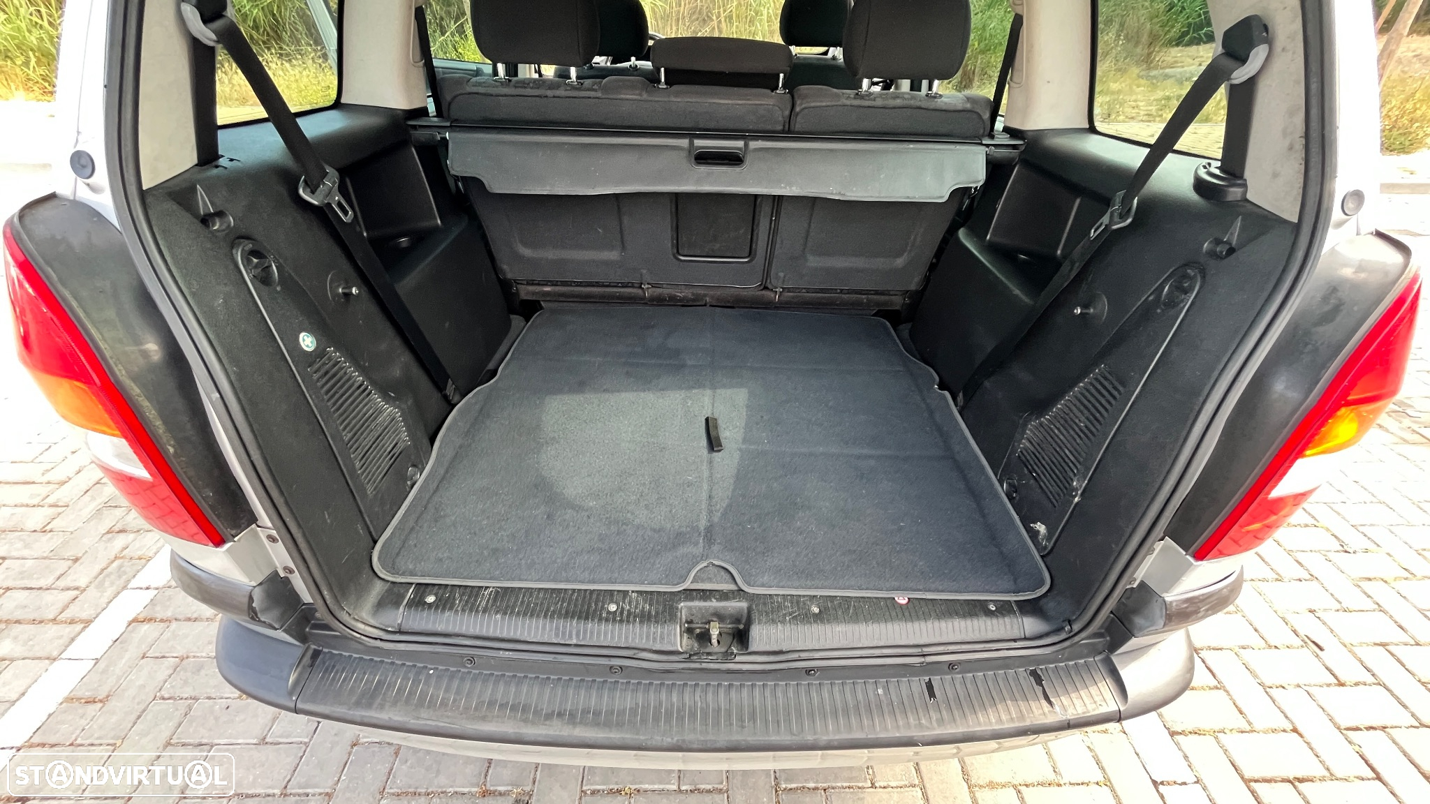 Opel Zafira 2.0 DTi Elegance - 19