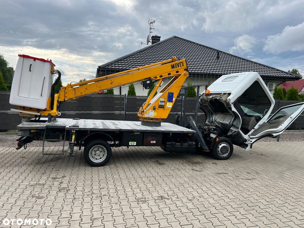 Renault Maxity - 31