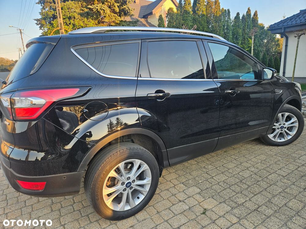 Ford Kuga 1.5 EcoBoost 2x4 Titanium - 11