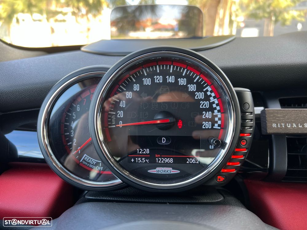 MINI 3 Portas John Cooper Works Aut. - 13