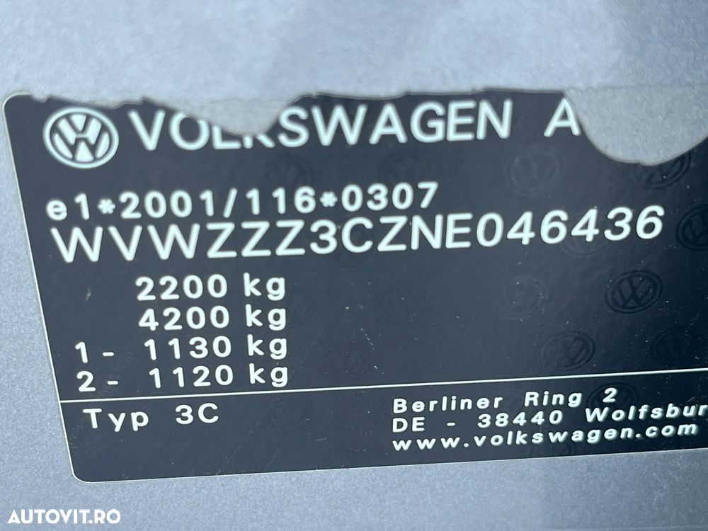 Volkswagen Passat 2.0 TDI DSG Highline - 25