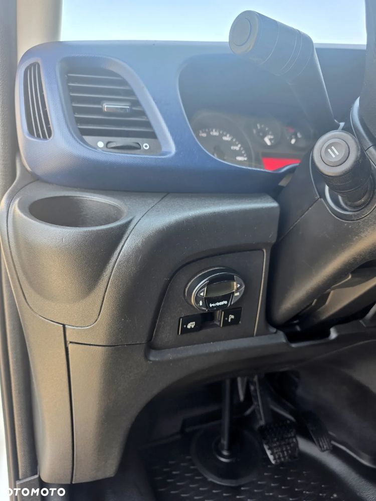Iveco IVECO 35S18 3.0 HPI 180 KONNA KONTENER 4.2 M KLIMA HIMATIC 8 BIEGÓW WEBASTO DO 3.5 T - 14