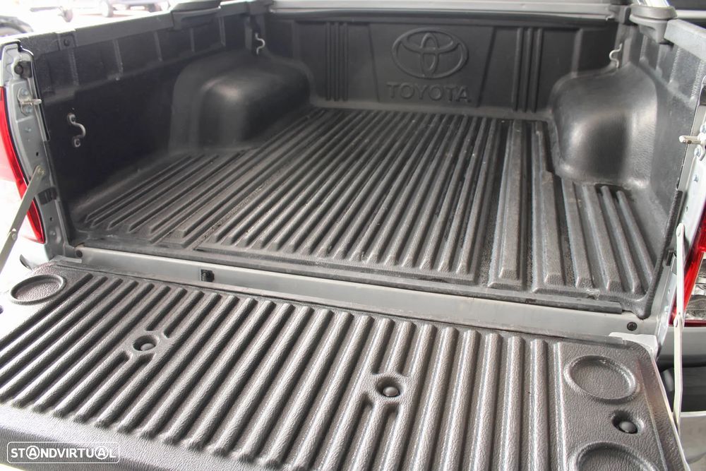 Toyota HILUX 2.4D4D C/DUPLA 2WD TRACKER - 19