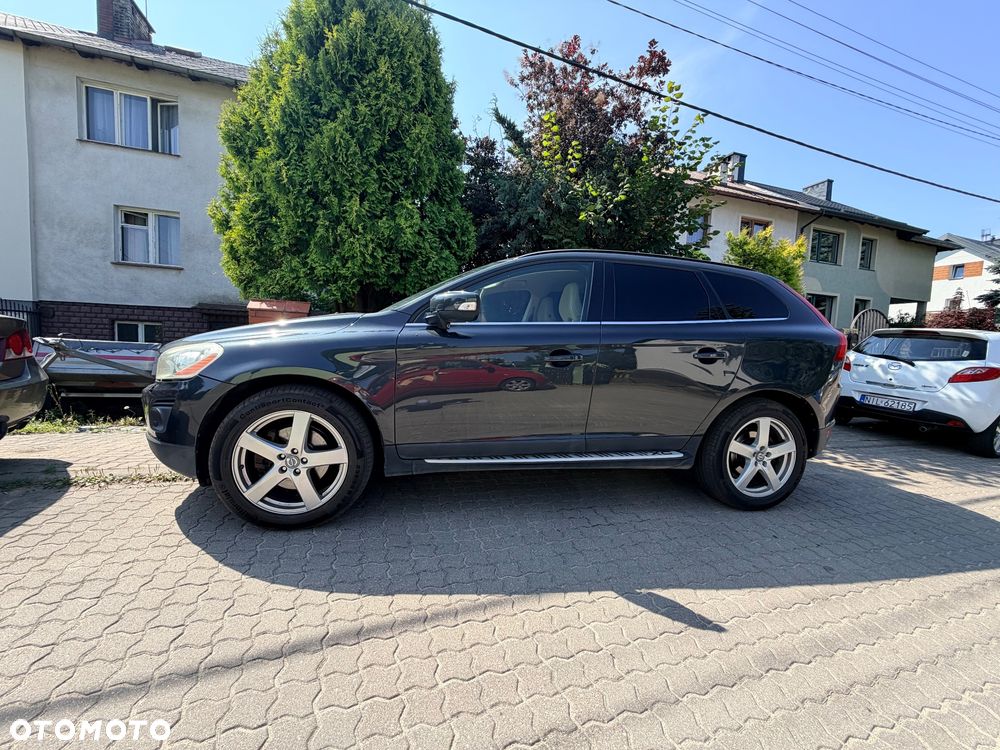 Volvo XC 60 T6 AWD Momentum - 7