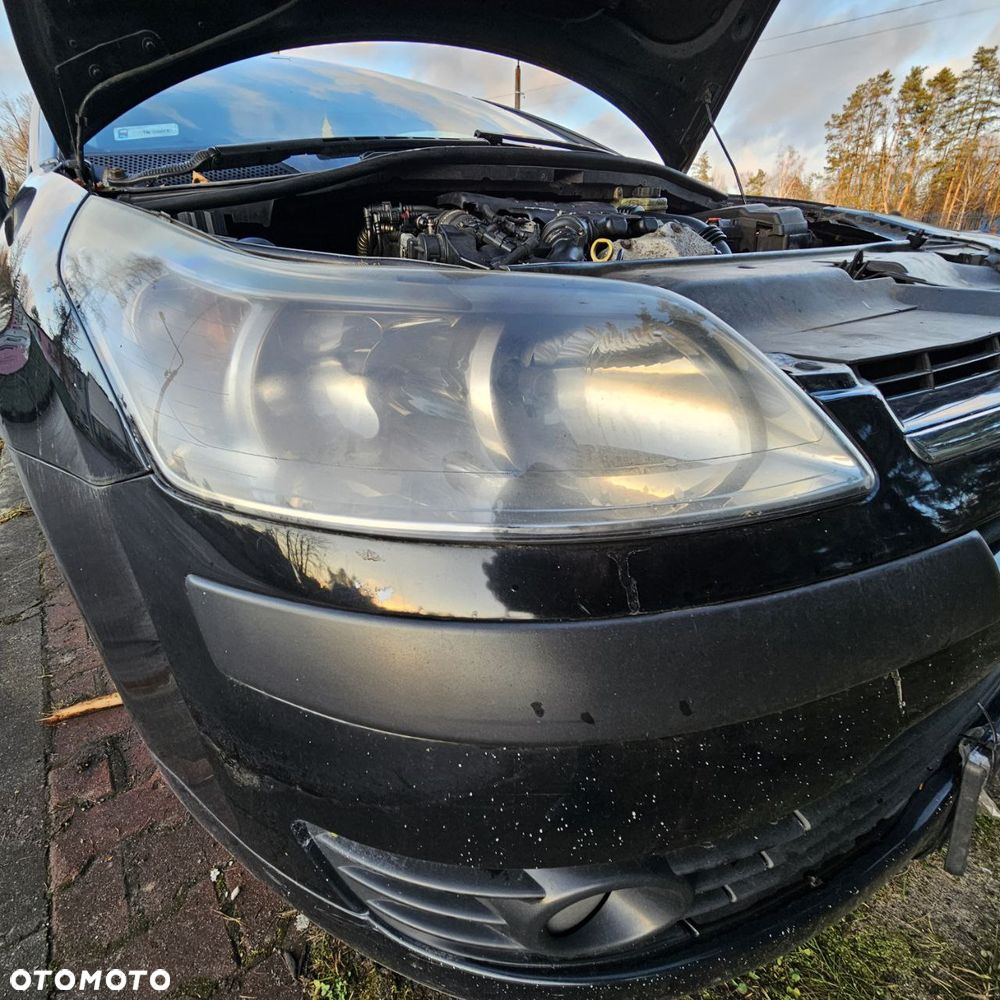Lampa przednia / przód prawa lewa / Citroen C4