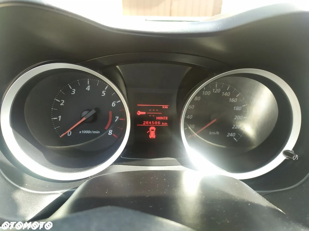 Mitsubishi Lancer 1.6 Inform - 17